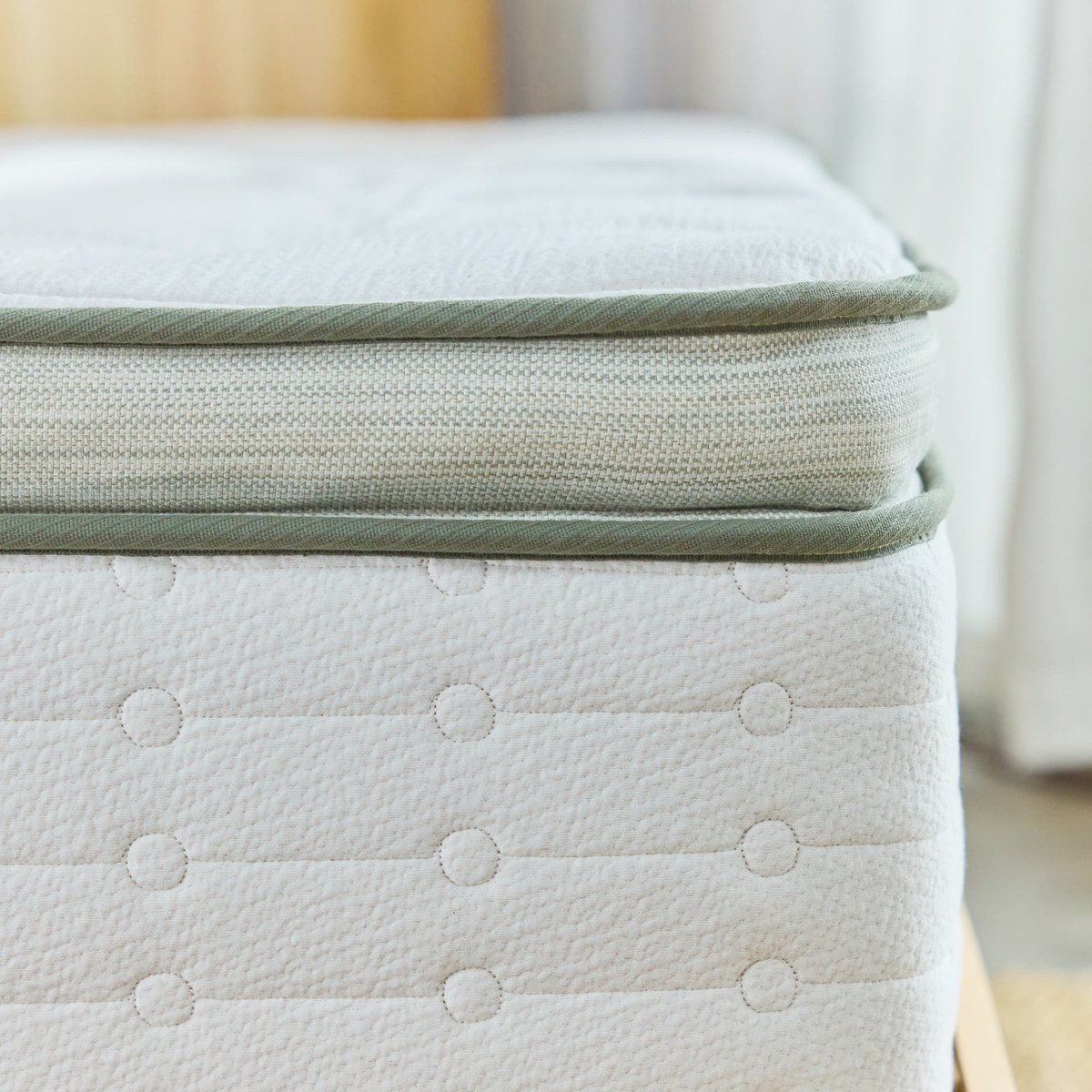 Avocado Green Mattress (Medium)