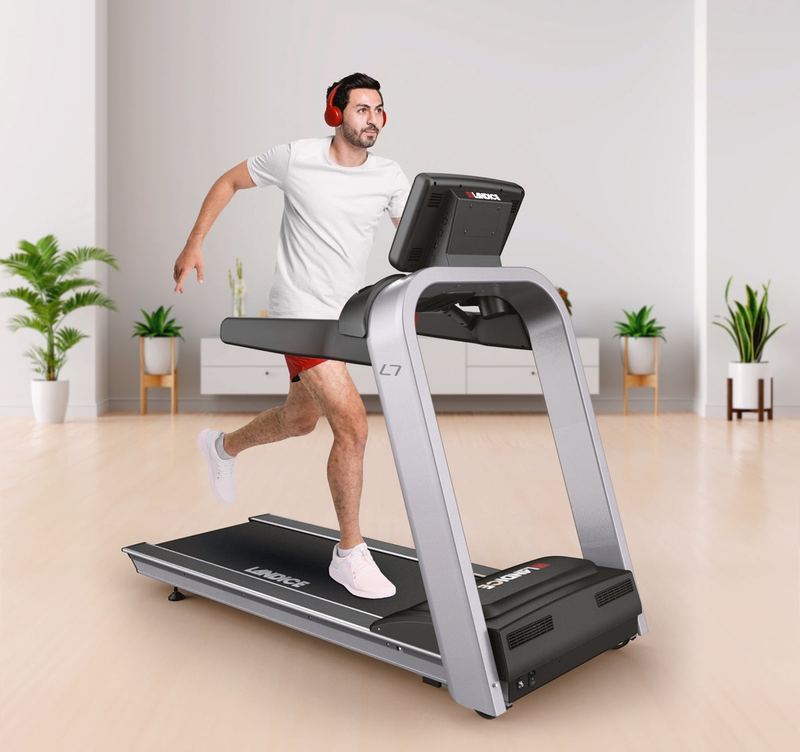 Landice L7 Treadmill product photo