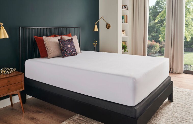 TEMPUR-Protect Mattress Protector product photo